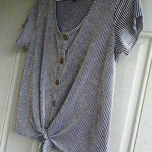 Anthropologie W5 front tie shirt NWOT